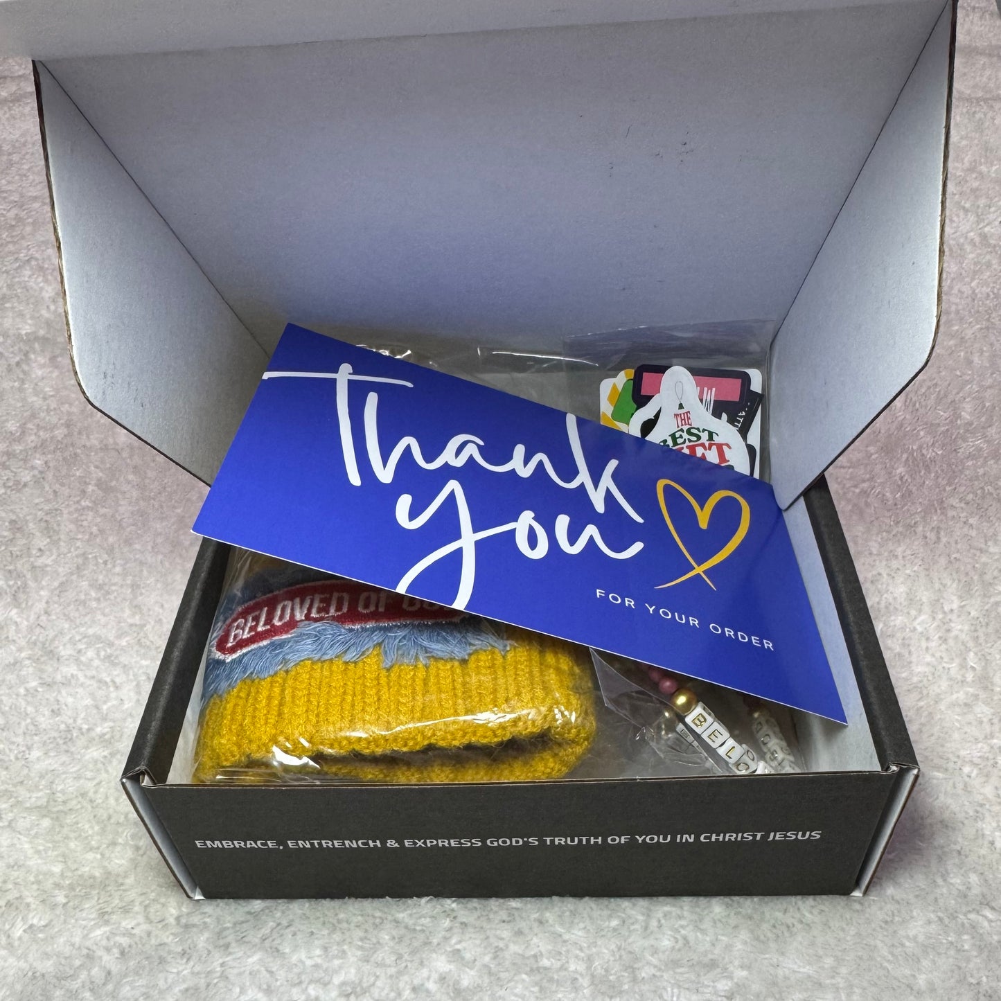 THE BELOVED SIGNATURE BEANIE